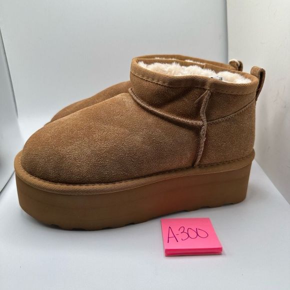 CUSHIONAIRE Women's Genuine Suede pull on platform boot +Memory Foam 6 CHESTNUT - Picture 3 of 7